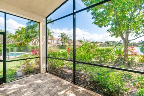 $689,900 | 8688 Woodgrove Harbor Lane, Boynton Beach, FL 33473