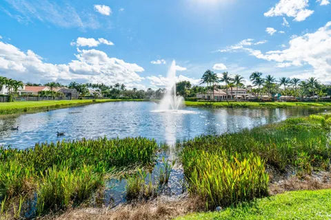 $689,900 | 8688 Woodgrove Harbor Lane, Boynton Beach, FL 33473