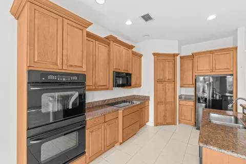 $689,900 | 8688 Woodgrove Harbor Lane, Boynton Beach, FL 33473