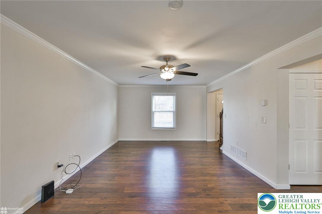 2811 Kingsview Avenue Easton, PA 18045 - Photo 11 of 76