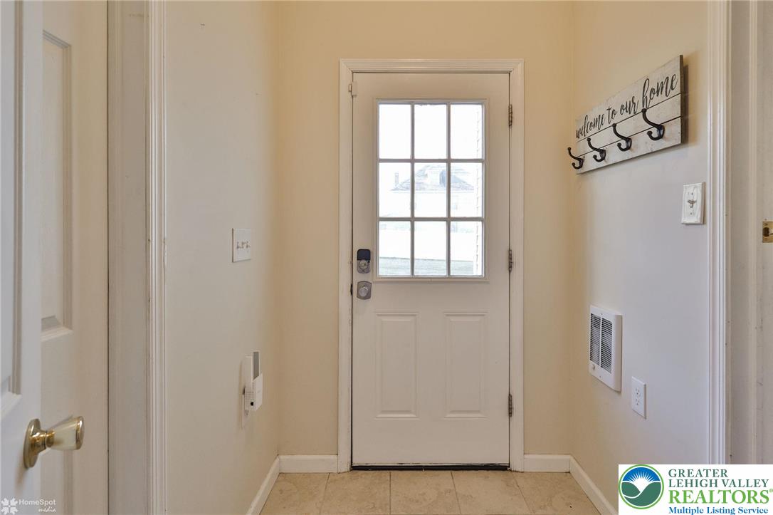 2811 Kingsview Avenue Easton, PA 18045 - Photo 28 of 76