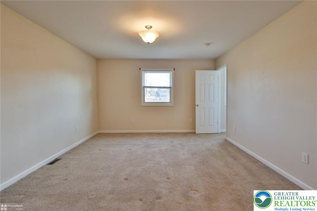 2811 Kingsview Avenue Easton, PA 18045 - Photo 43 of 76