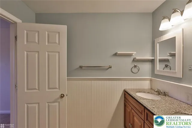 $3,200 | 2811 Kingsview Avenue, Easton, PA 18045