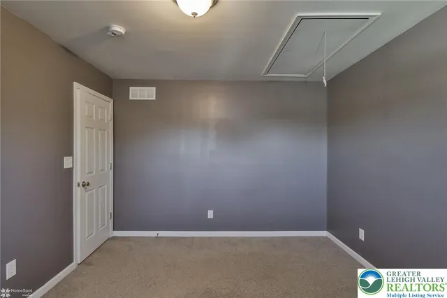 $3,200 | 2811 Kingsview Avenue, Easton, PA 18045