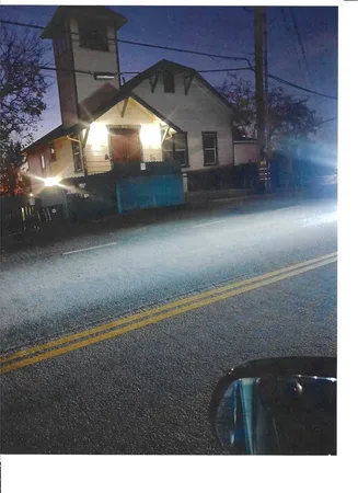 a view of empty room with window