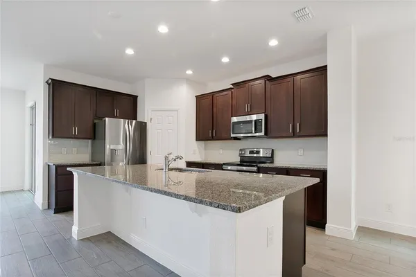 $3,095 | 7842 Syracuse Drive, Clermont, FL 34714