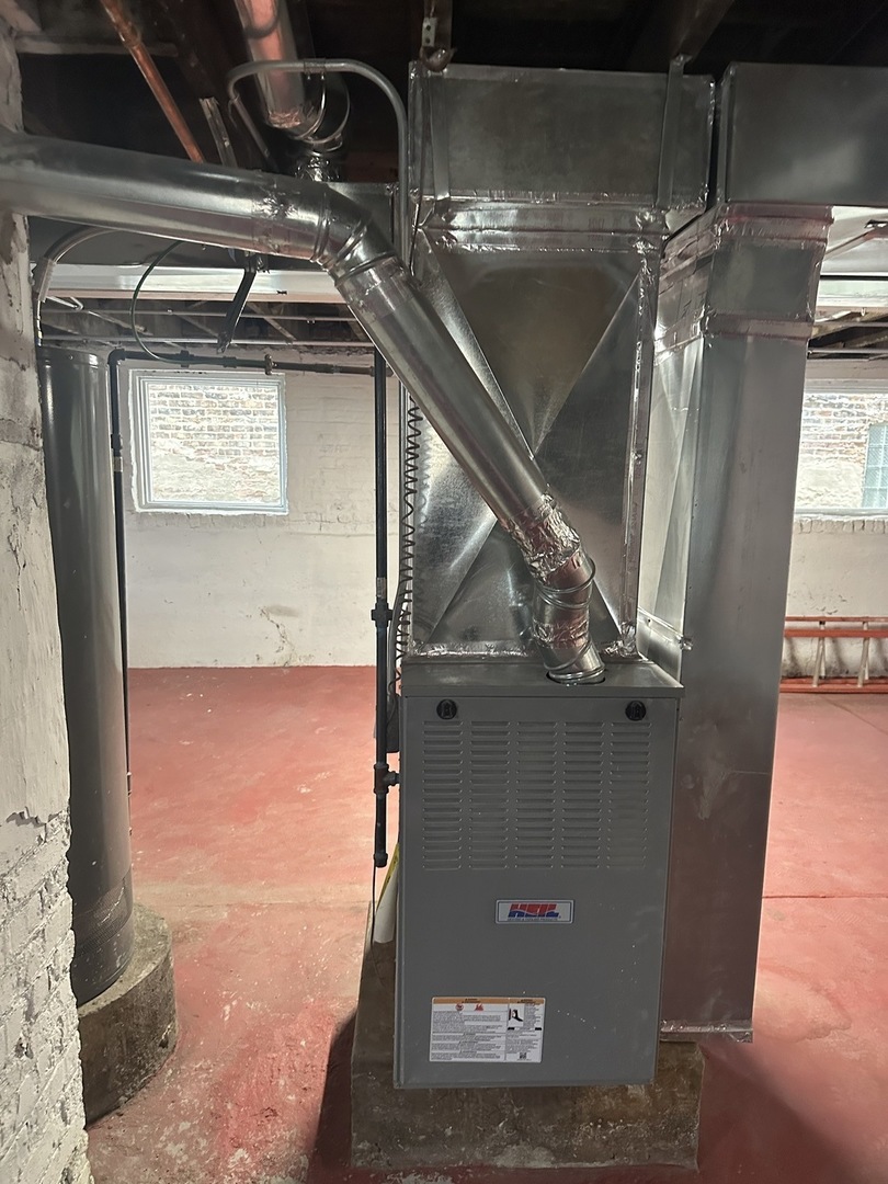 8634 South Carpenter Street Chicago, IL 60620 - Photo 25 of 28 a view of swimming pool