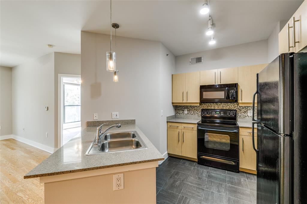4414 Cedar Springs Road, Unit 207 Dallas, TX 75219 - Photo 3 of 13 Gallery Image 3