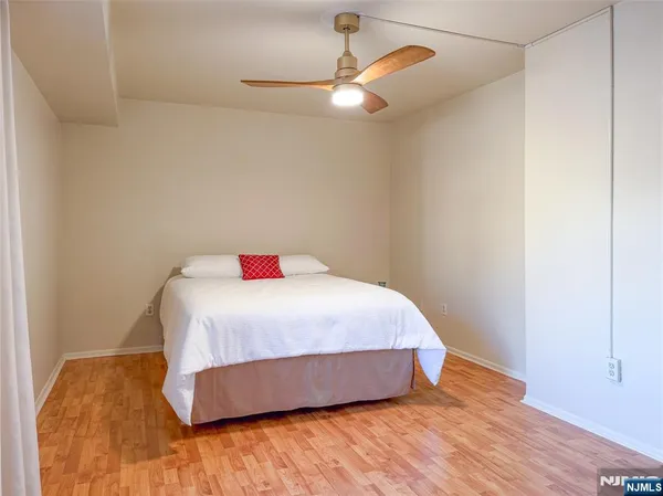 $1,995 | 700 Schuyler Avenue, Unit A21, Kearny, NJ 07032