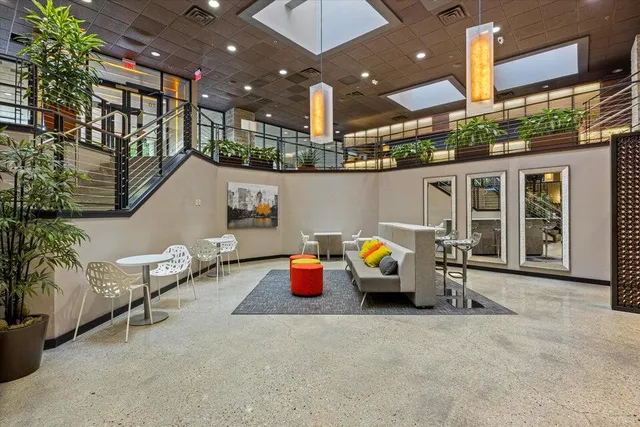 $1,650 | 270 East Highland Avenue, Unit 632, Milwaukee, WI 53202