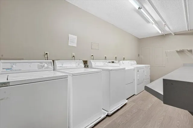 $1,650 | 270 East Highland Avenue, Unit 632, Milwaukee, WI 53202