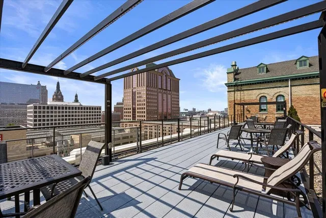 $1,650 | 270 East Highland Avenue, Unit 632, Milwaukee, WI 53202