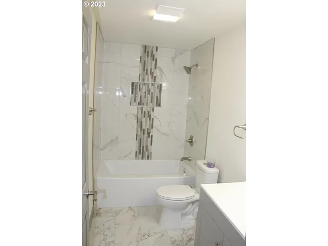 $439,900 | 430 Northeast 94th Avenue, Portland, OR 97220