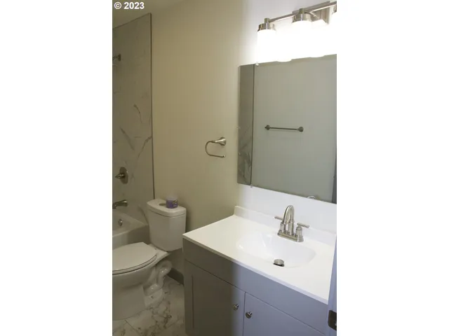 $439,900 | 430 Northeast 94th Avenue, Portland, OR 97220