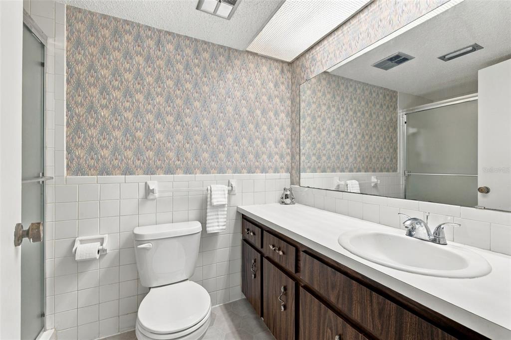 2101 Sunset Point Road, Unit 1502 Clearwater, FL 33765 - Photo 23 of 37 Gallery Image 23