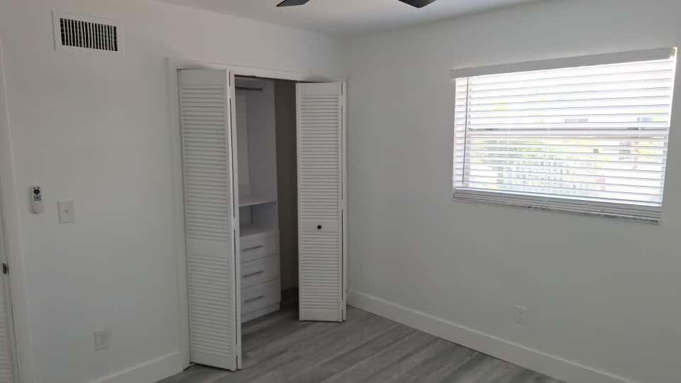 1555 Northeast 148th Street Miami, FL 33161 - Photo 6 of 14 Photo 6