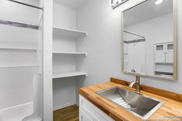 $1,550 | 8611 Key Windy Way, Unit 2, Converse, TX 78109