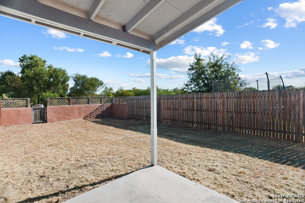 8611 Key Windy Way, Unit 2 Converse, TX 78109 - Photo 23 of 26