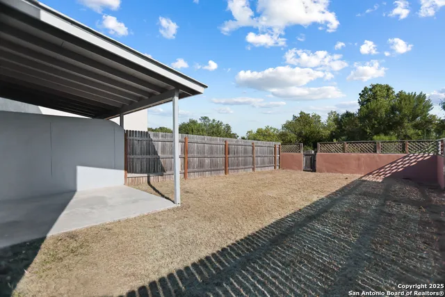 $1,550 | 8611 Key Windy Way, Unit 2, Converse, TX 78109