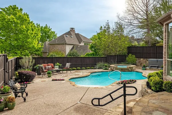 $1,027,000 | 4408 Glenshire Court, McKinney, TX 75072