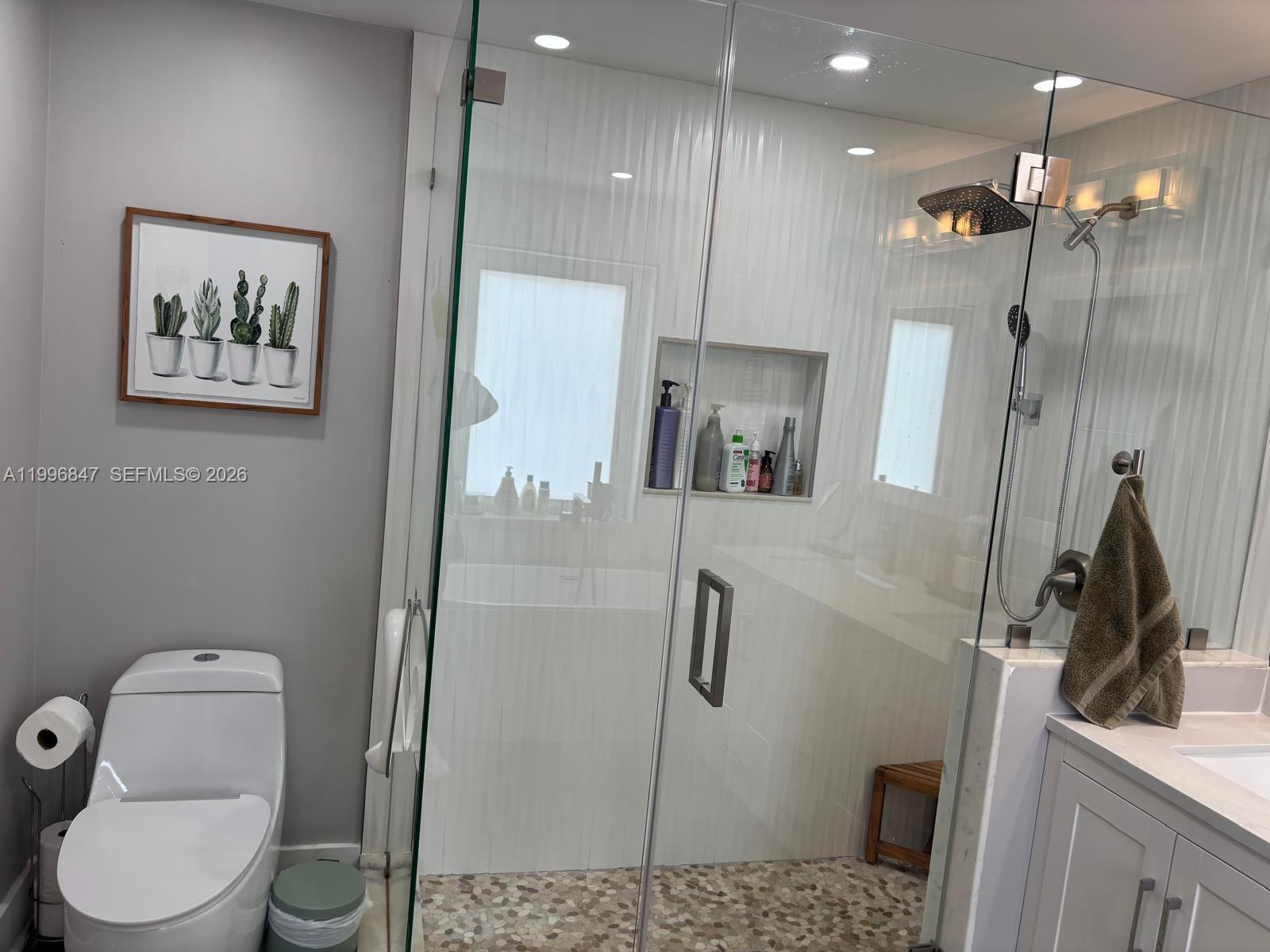 15891 Southwest 76th Street Miami, FL 33193 - Photo 18 of 35