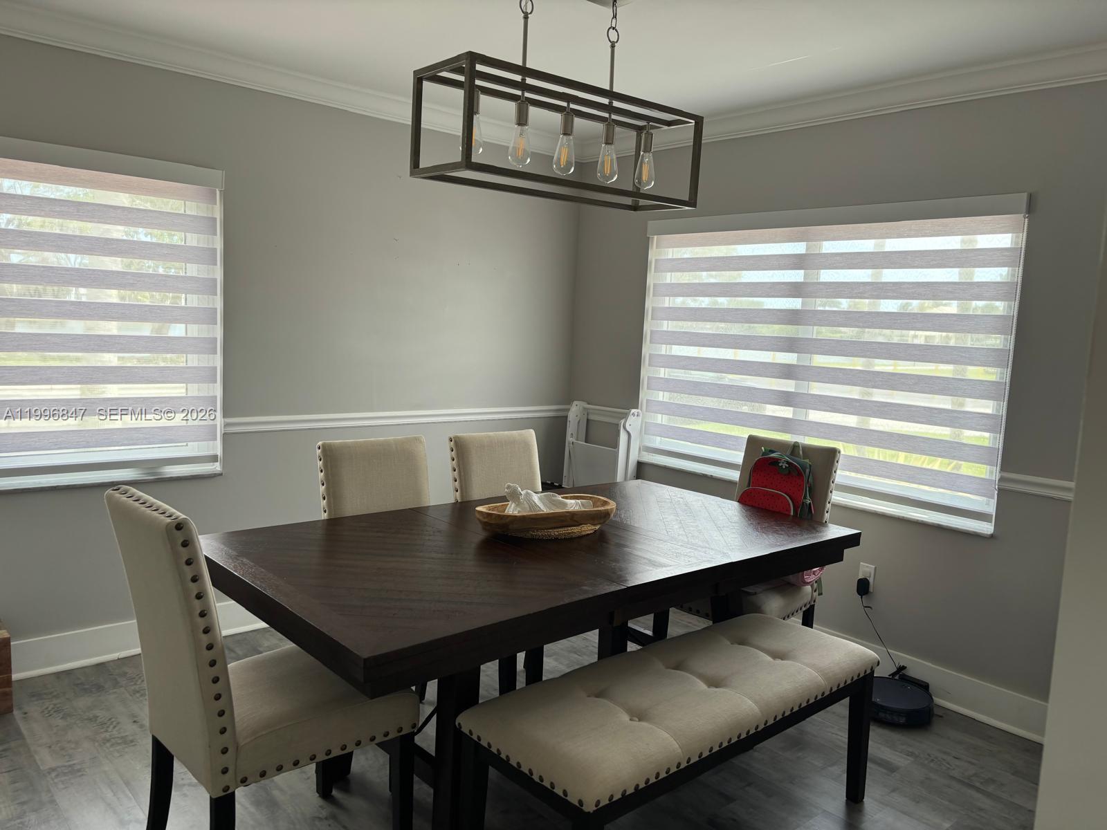 15891 Southwest 76th Street Miami, FL 33193 - Photo 9 of 35