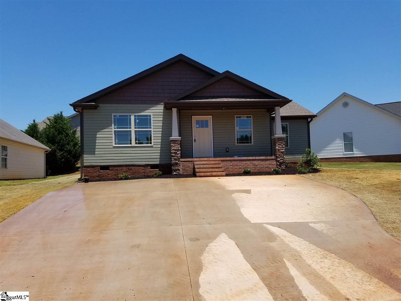 410 Split Oak Lane Inman, SC 29349 - Photo 1 of 17