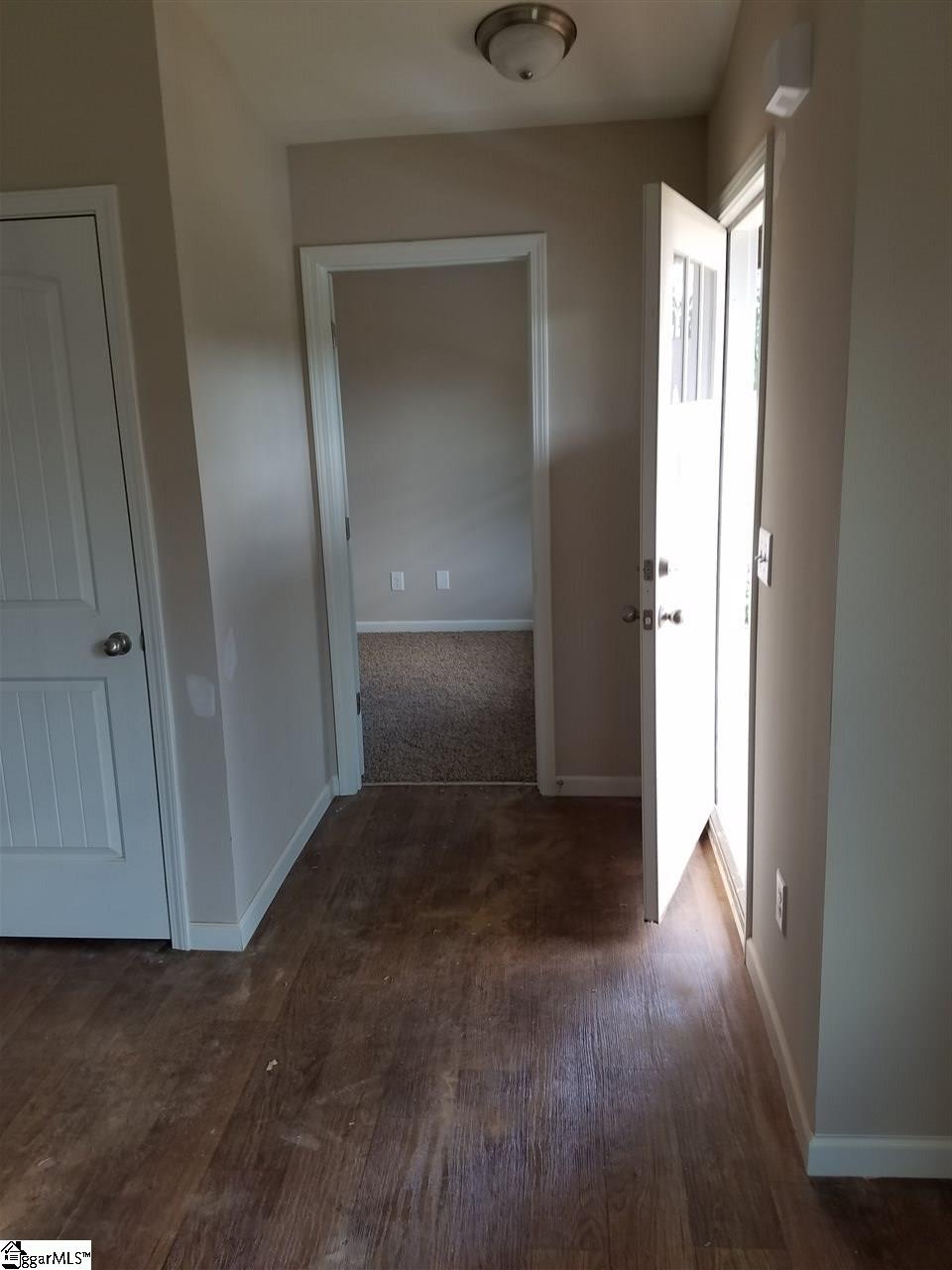 410 Split Oak Lane Inman, SC 29349 - Photo 3 of 17