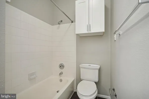 $2,000 | 1601 Spring Gate Dr., Unit 1106, McLean, VA 22102