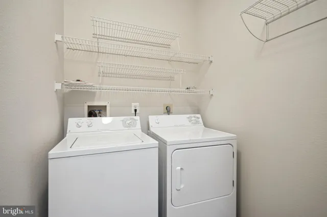 $2,000 | 1601 Spring Gate Dr., Unit 1106, McLean, VA 22102