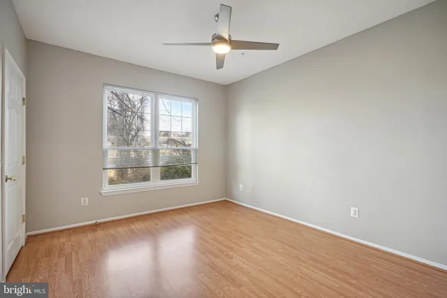 $2,000 | 1601 Spring Gate Dr., Unit 1106, McLean, VA 22102