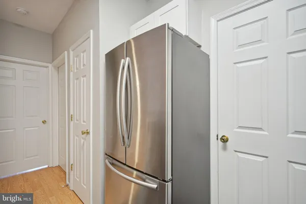 $2,000 | 1601 Spring Gate Dr., Unit 1106, McLean, VA 22102