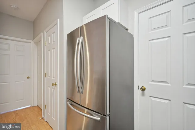 $2,000 | 1601 Spring Gate Dr., Unit 1106, McLean, VA 22102