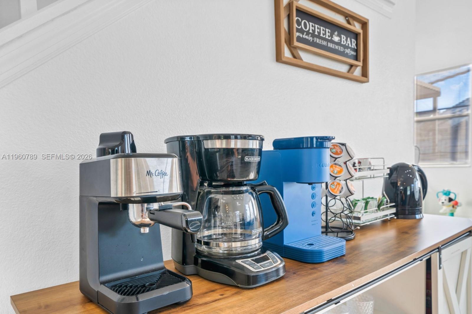 137 South Roma Way Kissimmee, FL 34746 - Photo 13 of 51