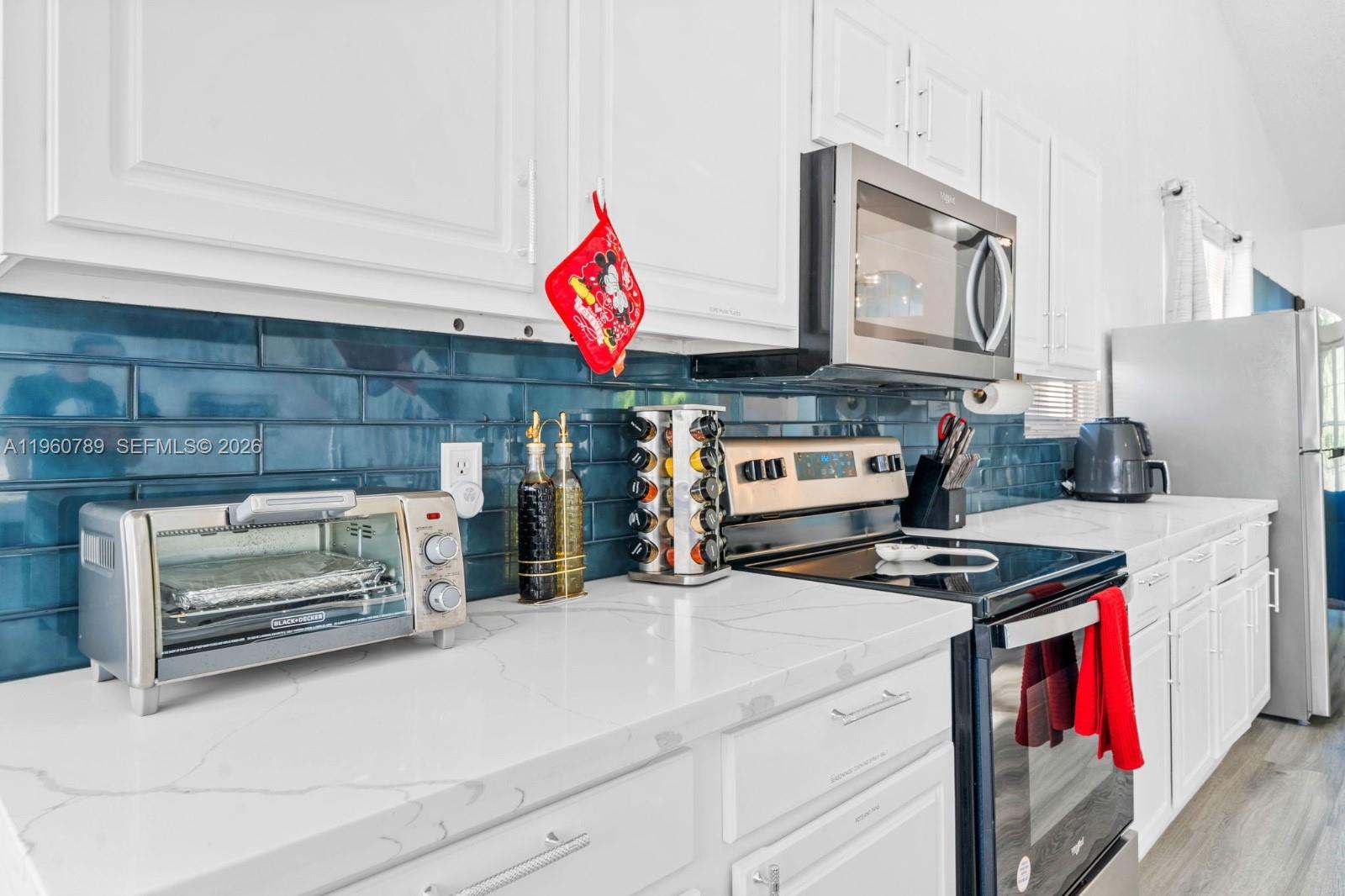 137 South Roma Way Kissimmee, FL 34746 - Photo 18 of 51