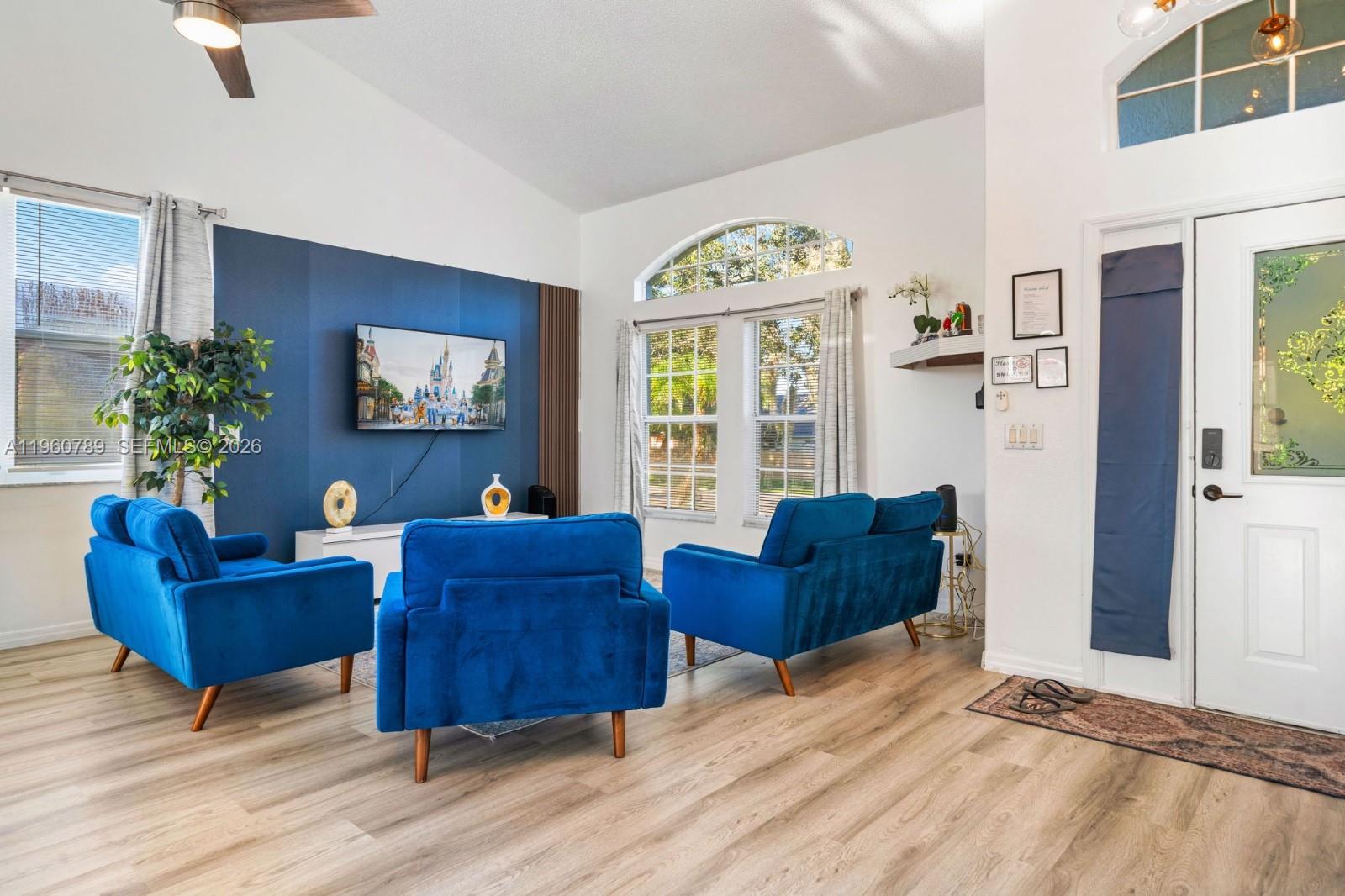 137 South Roma Way Kissimmee, FL 34746 - Photo 21 of 51