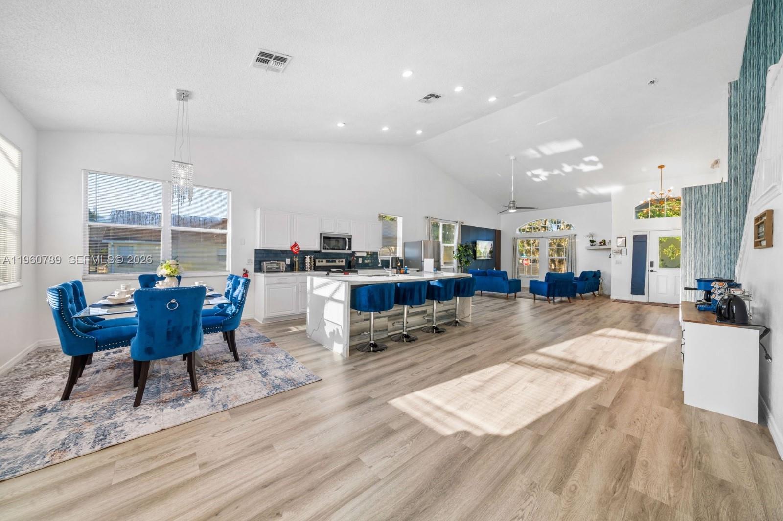 137 South Roma Way Kissimmee, FL 34746 - Photo 22 of 51