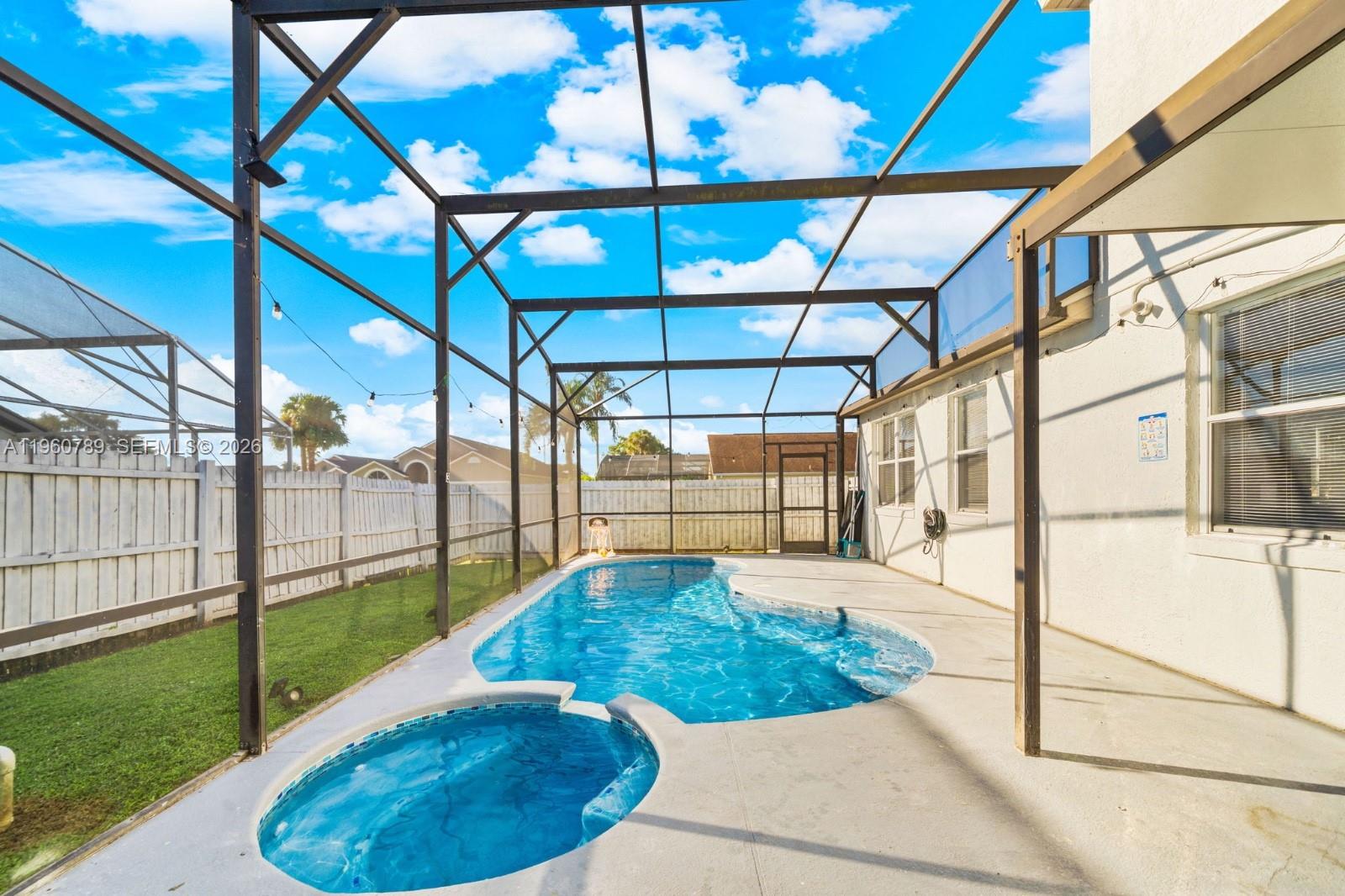 137 South Roma Way Kissimmee, FL 34746 - Photo 28 of 51