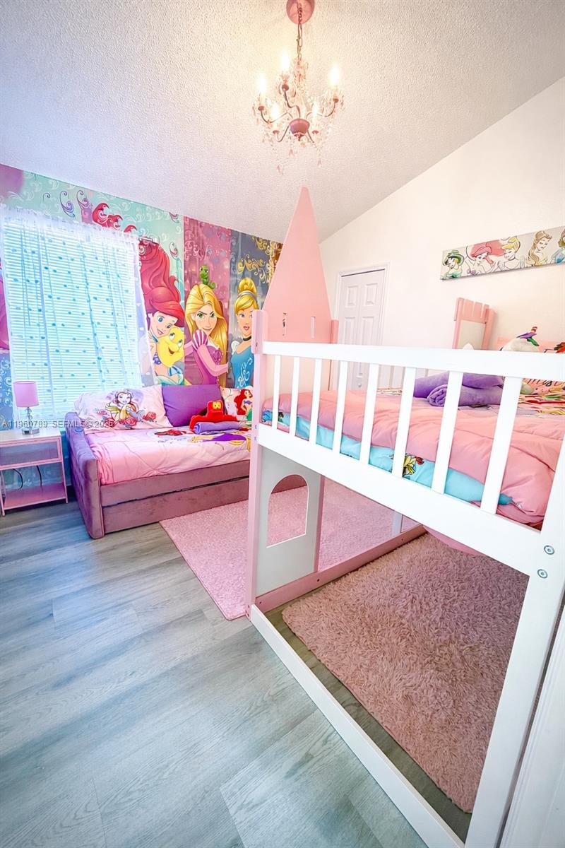 137 South Roma Way Kissimmee, FL 34746 - Photo 32 of 51