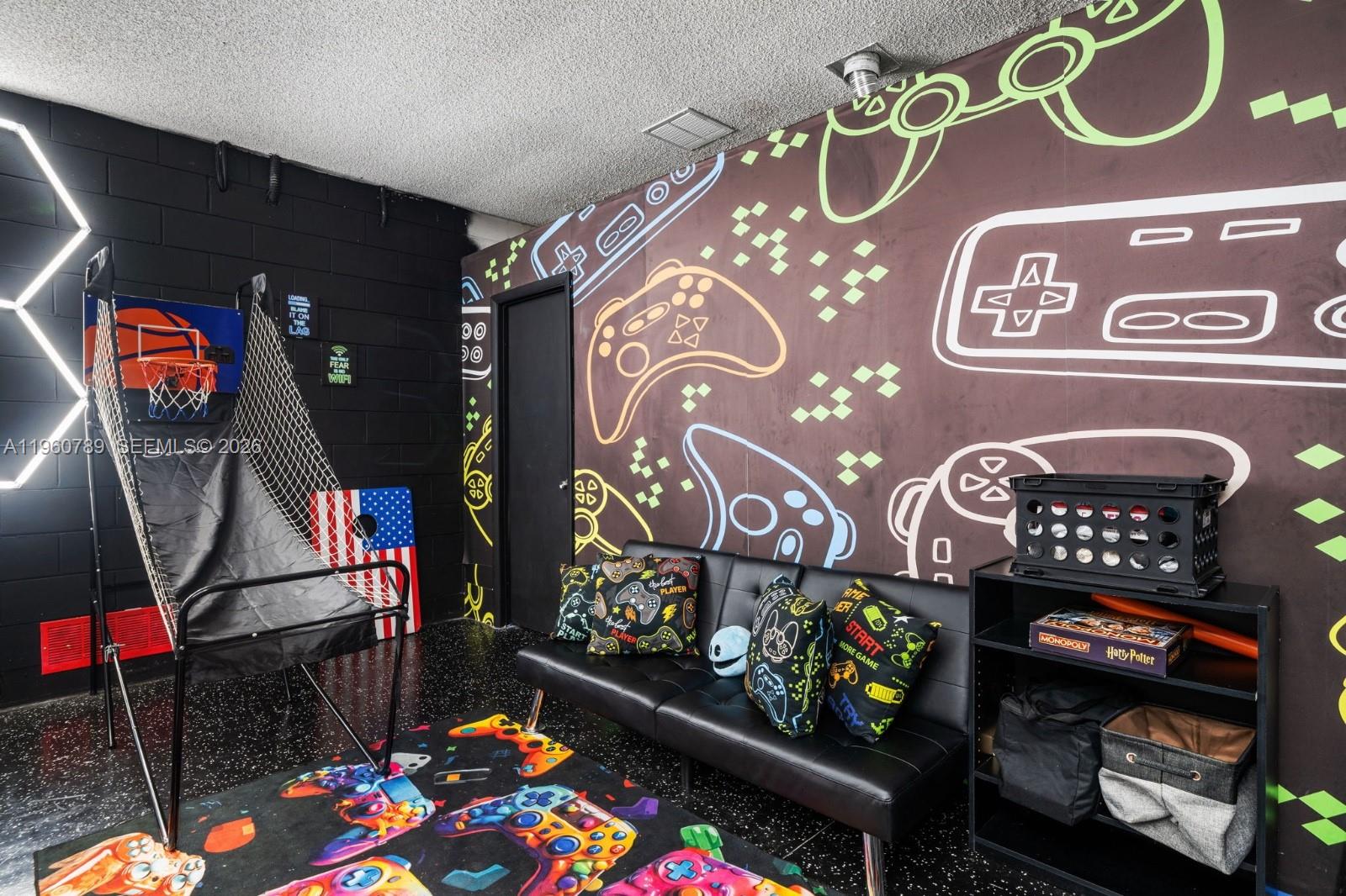 137 South Roma Way Kissimmee, FL 34746 - Photo 8 of 51