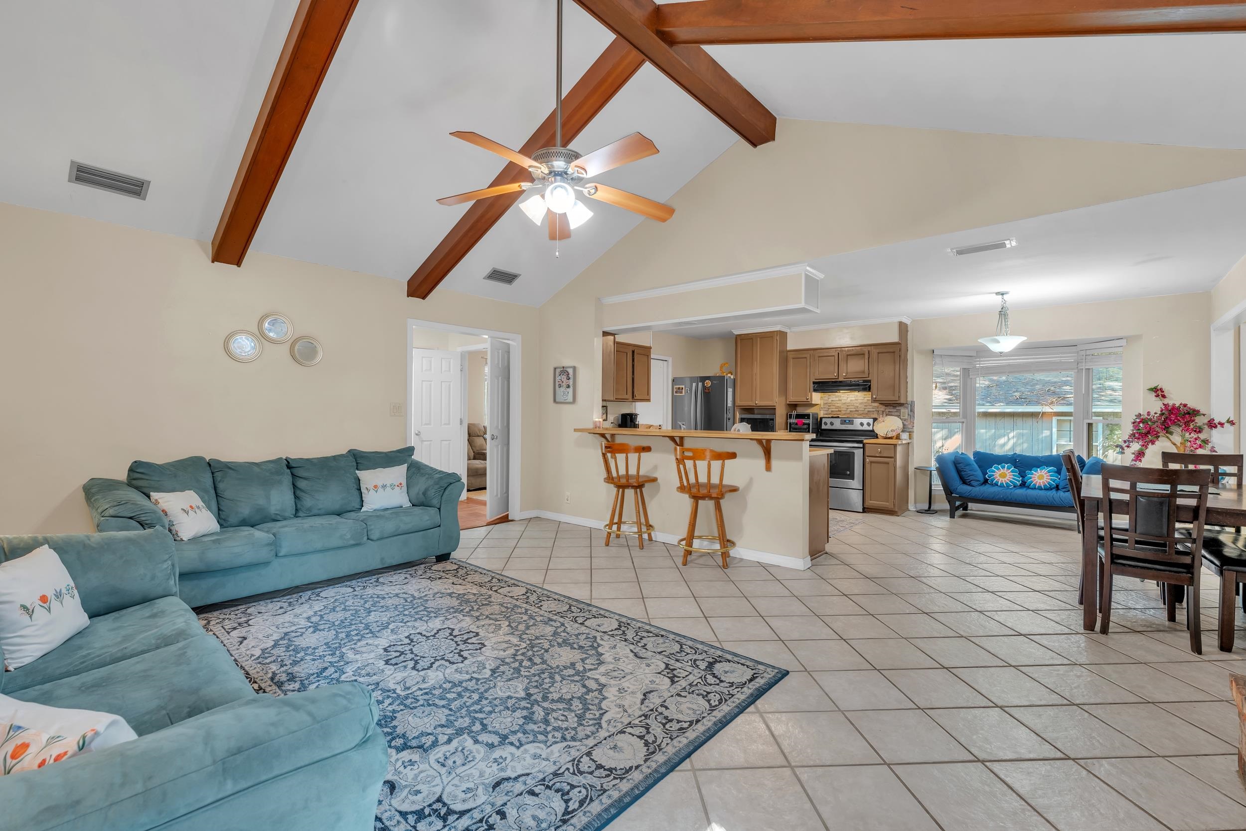 130 Chatam Loop Daphne, AL 36526 - Photo 5 of 26 Living Room