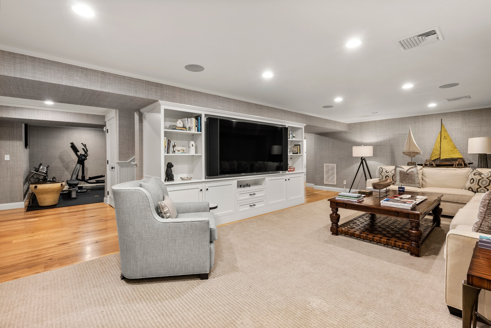 243 Katama Road Edgartown, MA 02539 - Photo 29 of 42 a living room with furniture and a flat screen tv