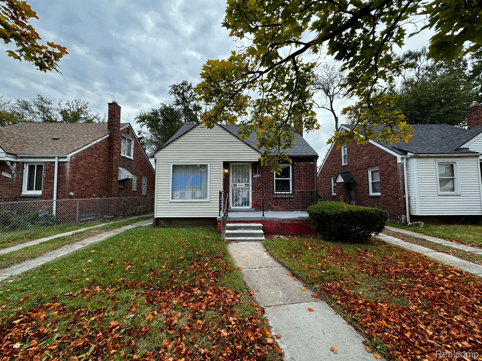 19170 Rutherford Street Detroit, MI 48235 - Photo 5 of 31 Gallery Image 5