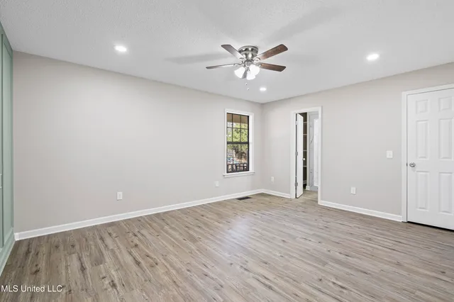 $255,000 | 3189 South Red Banks Road, Byhalia, MS 38611