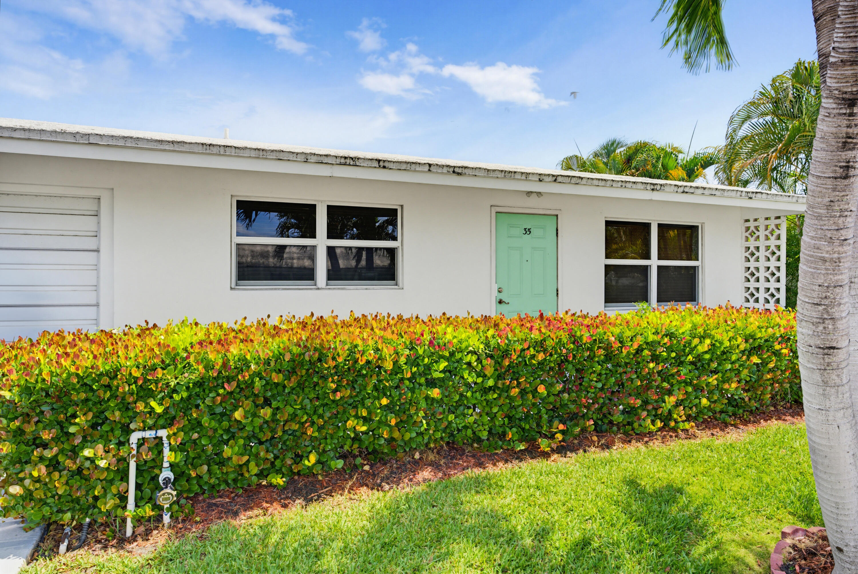 728 Ridge Road, Unit 35 Lantana, FL 33462 - Photo 3 of 15 Woolf Realty_728 Ridge Rd (15)