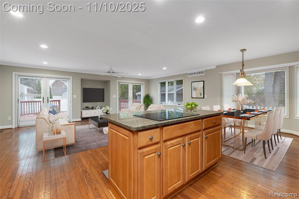 20727 Marter Road Grosse Pointe Woods, MI 48236 - Photo 7 of 29