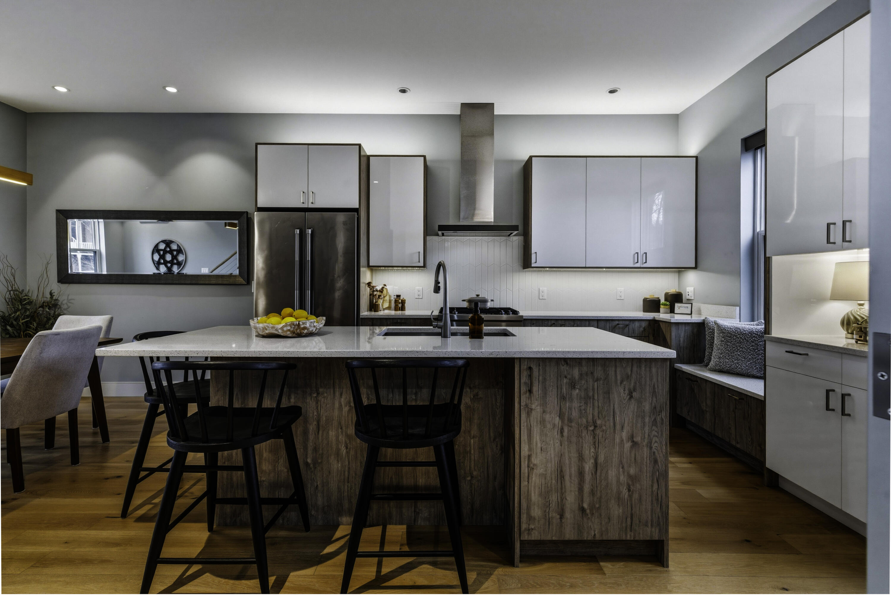 749 Congress Street, Unit 5 Portland, ME 04102 - Photo 5 of 50 DSC01578-1