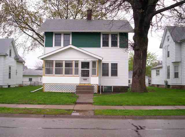 1610 30th Street Rock Island, IL 61201 - Photo 1 of 1