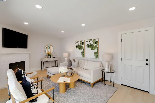 $1,199,000 | 736 Adams Avenue, Livermore, CA 94550