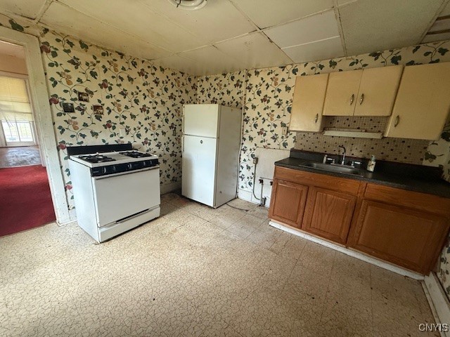 451 Stone Street Oneida, NY 13421 - Photo 2 of 17